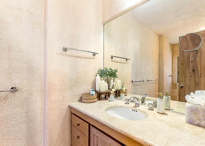 Chic 5br Oceanview With Pool In Pedregal Holiday home