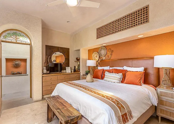 Chic 5br Oceanview With Pool In Pedregal Holiday home