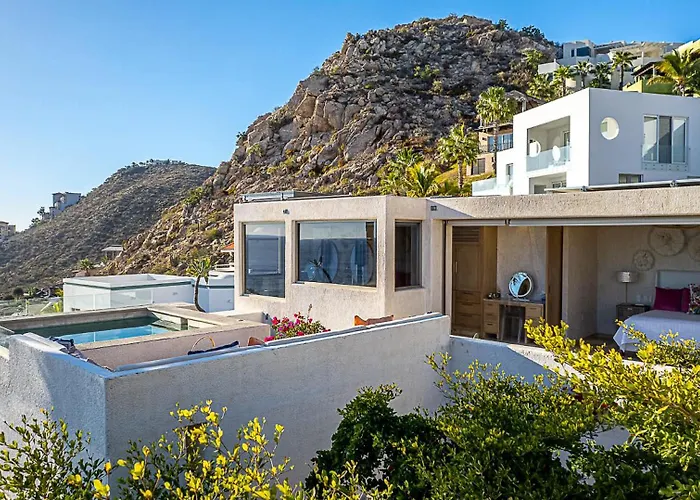 Holiday home Chic 5br Oceanview With Pool In Pedregal